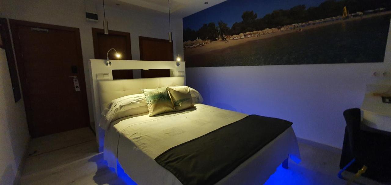 Hotel Vedra Сан-Антонио-Абад Экстерьер фото