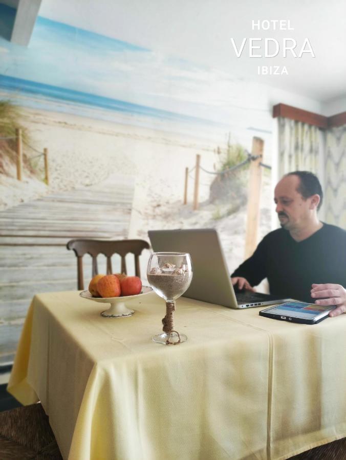 Hotel Vedra Сан-Антонио-Абад Экстерьер фото