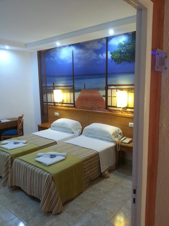 Hotel Vedra Сан-Антонио-Абад Экстерьер фото