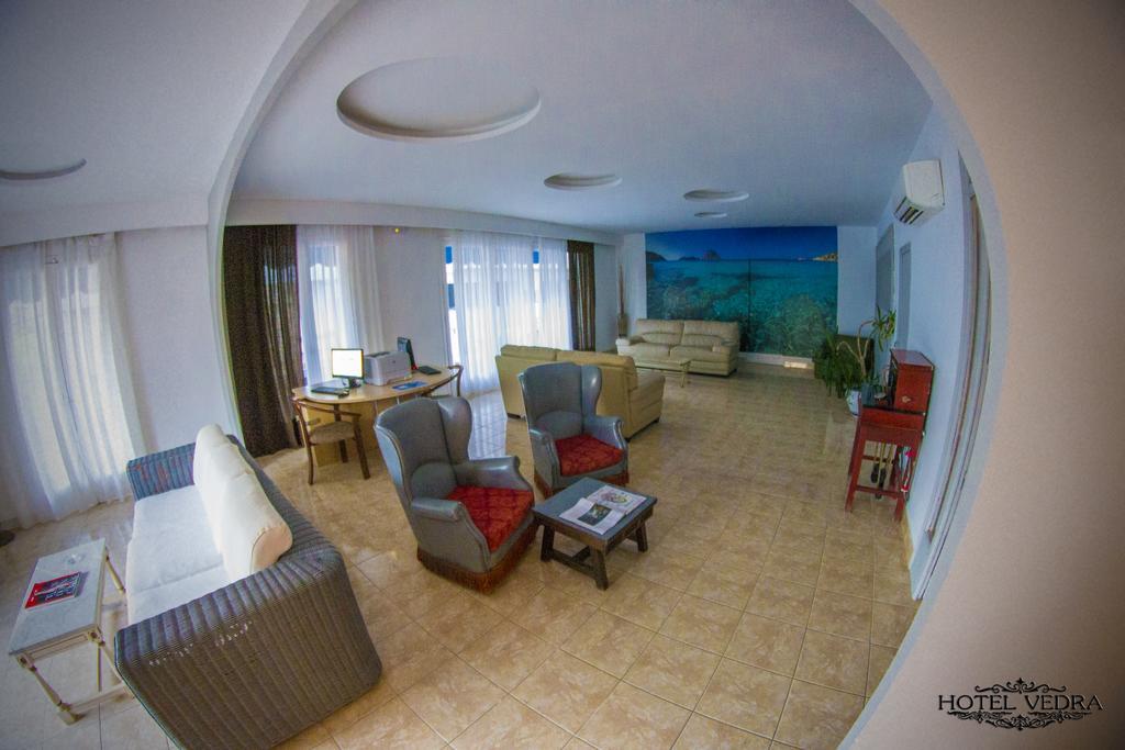 Hotel Vedra Сан-Антонио-Абад Экстерьер фото