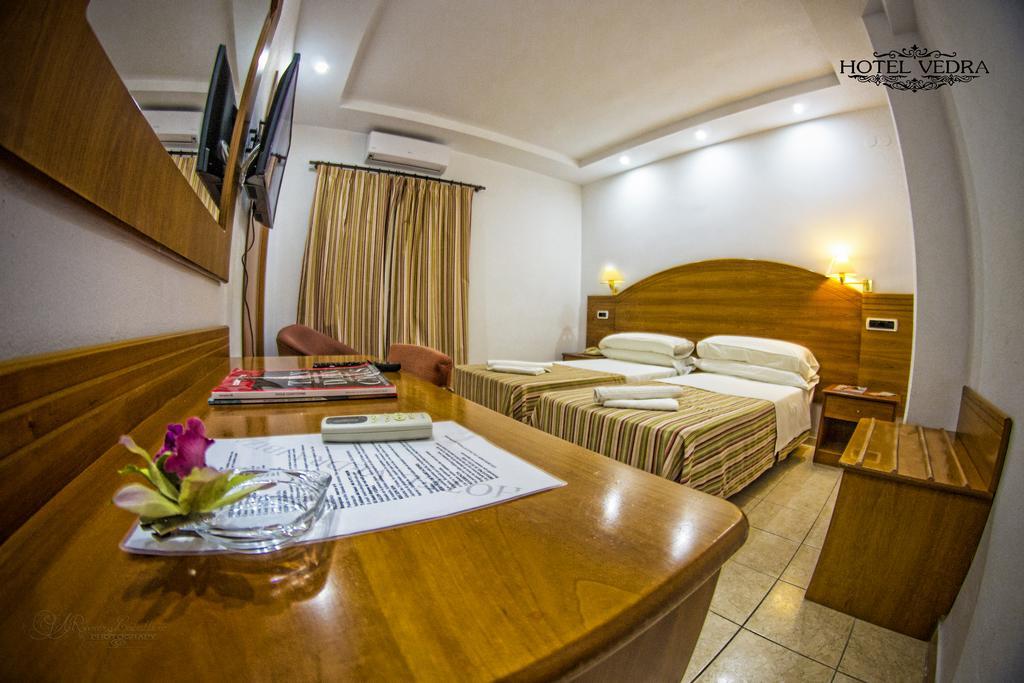 Hotel Vedra Сан-Антонио-Абад Экстерьер фото