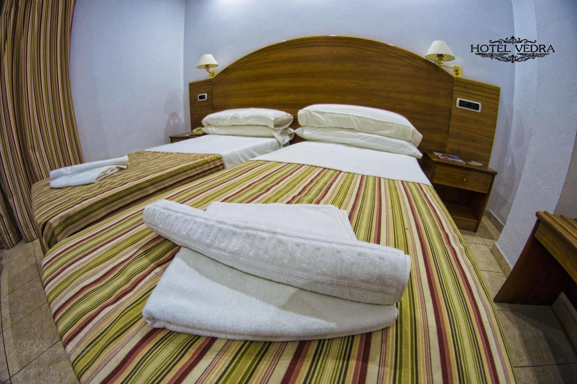 Hotel Vedra Сан-Антонио-Абад Экстерьер фото