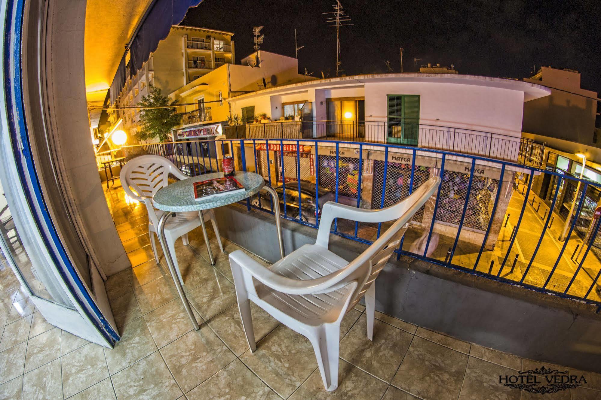 Hotel Vedra Сан-Антонио-Абад Экстерьер фото
