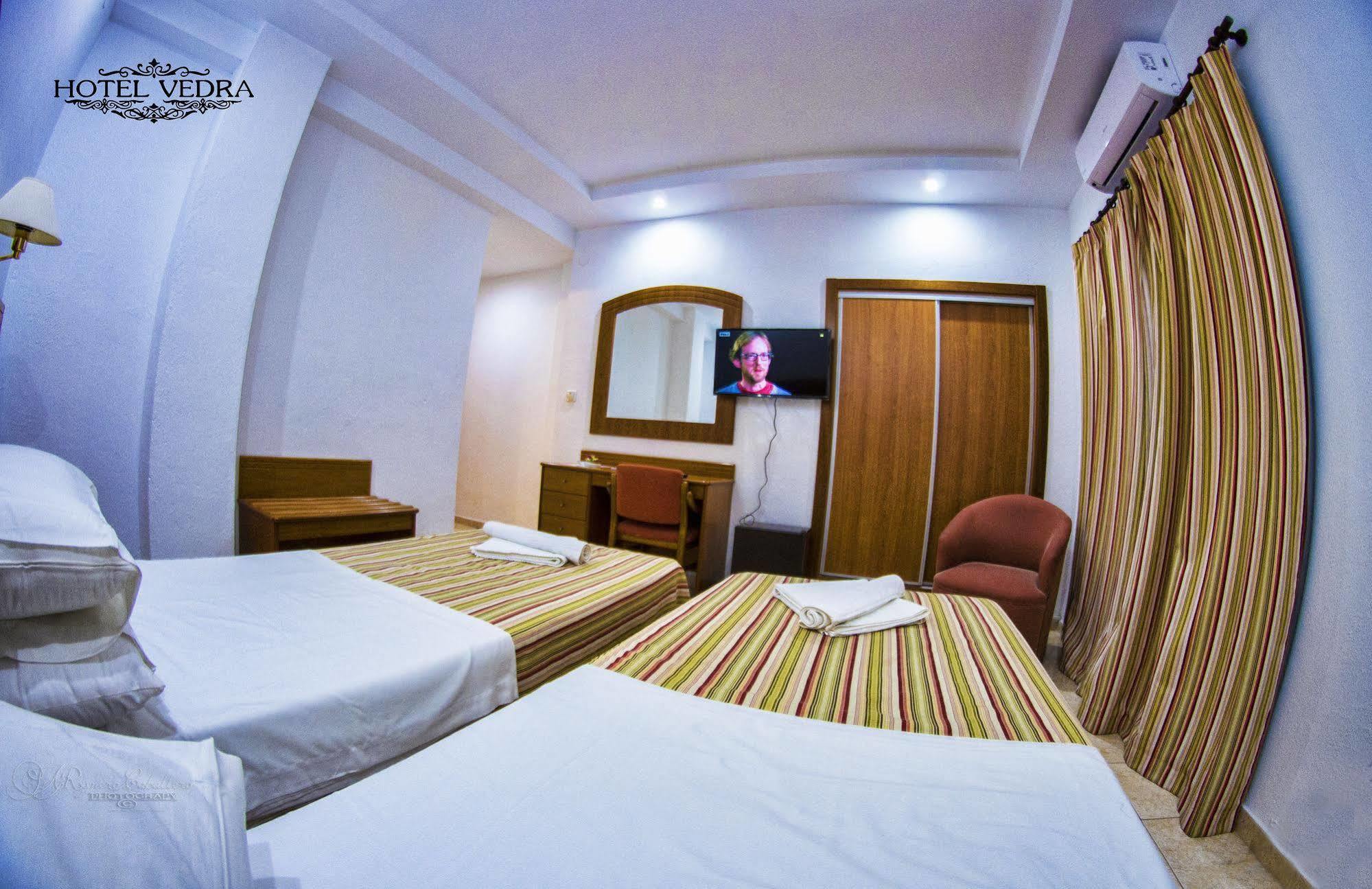 Hotel Vedra Сан-Антонио-Абад Экстерьер фото