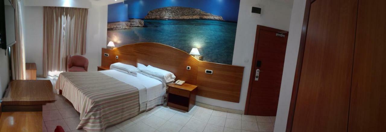 Hotel Vedra Сан-Антонио-Абад Экстерьер фото
